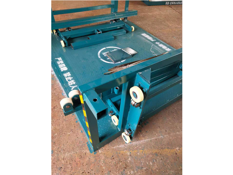 鏈條導軌式液壓升降作業平臺